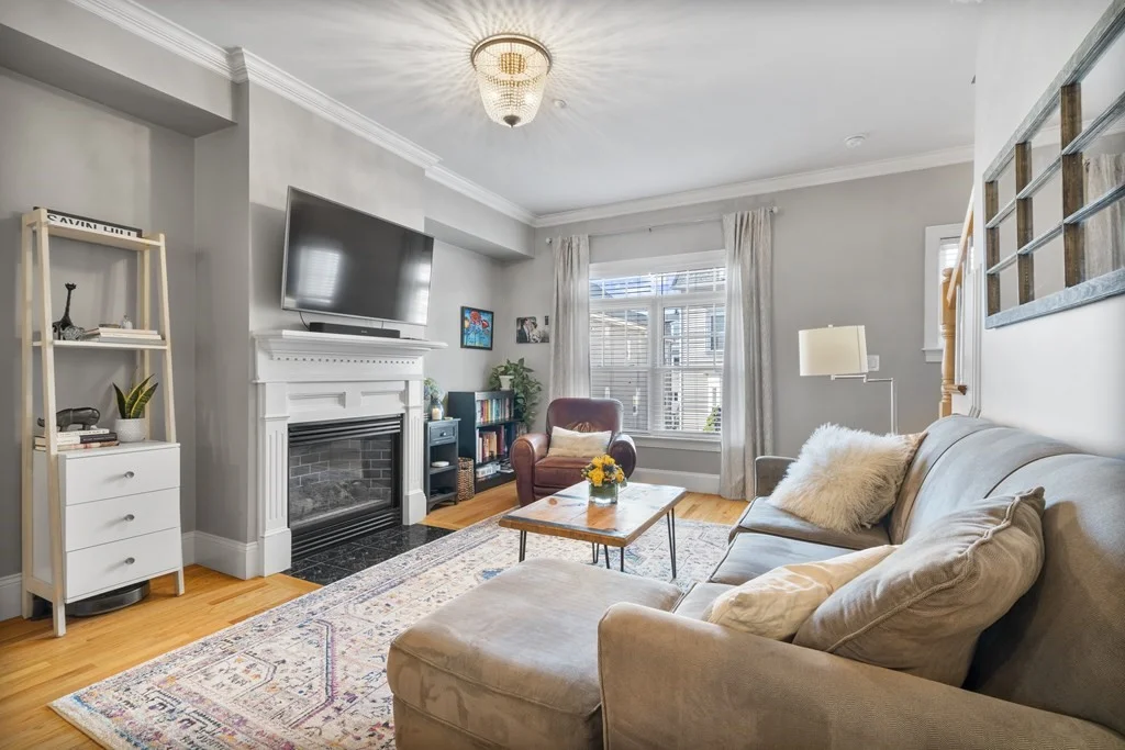 10 S Sydney, Dorchester