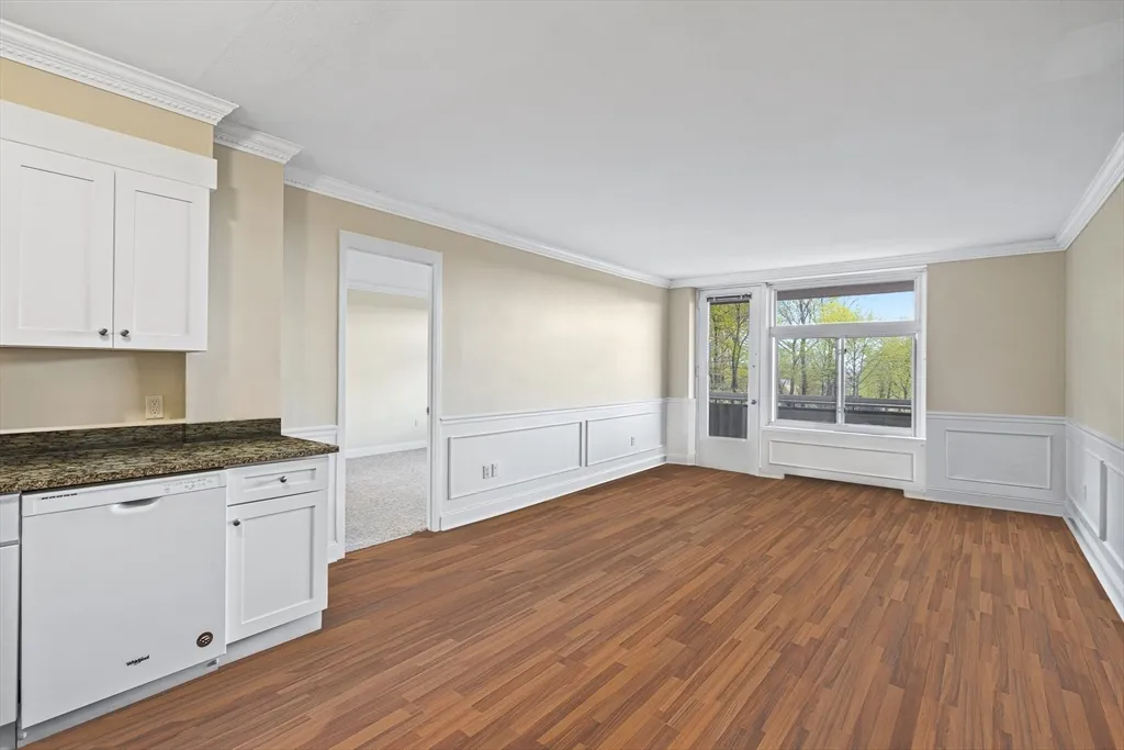 36 Eliot St, Jamaica Plain