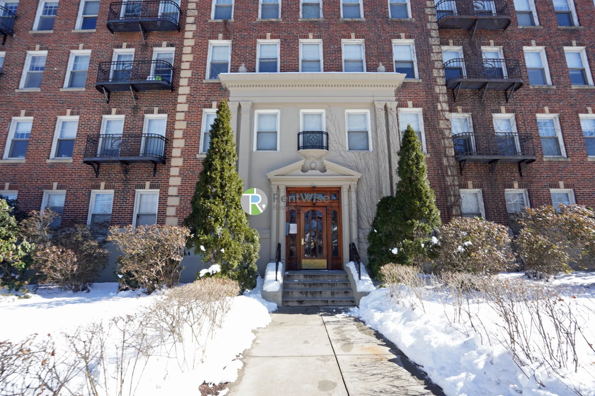 1850 Commonwealth Ave, Brighton