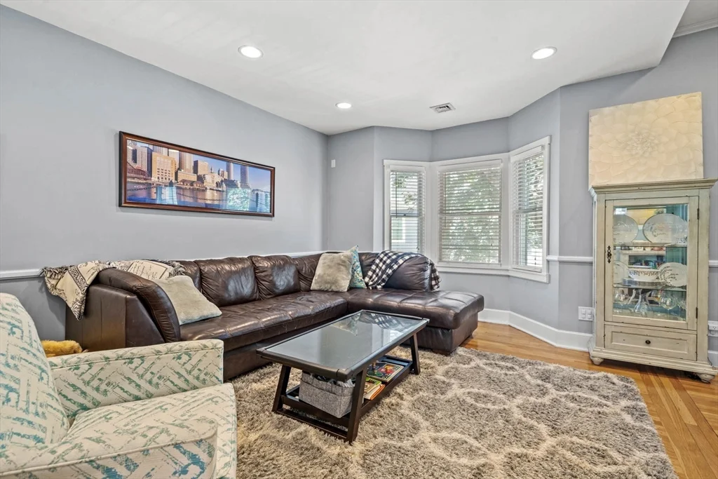171 H St, South Boston