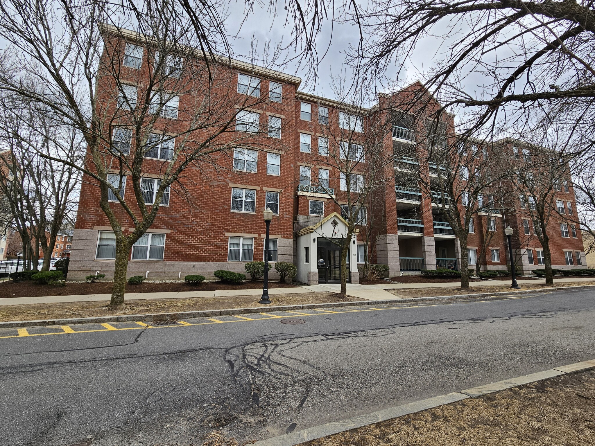 15 Harbor Point Blvd, Dorchester