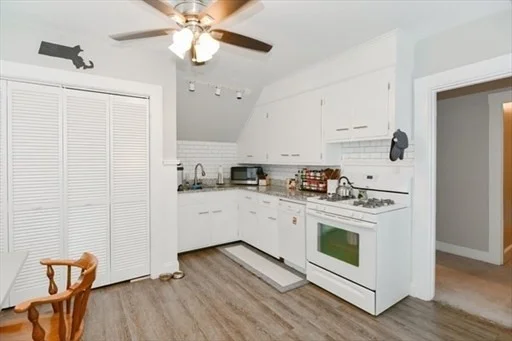 90 Dean Ave, Franklin