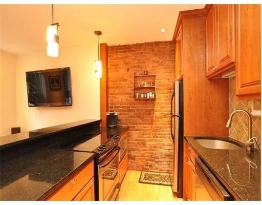 124 Chandler, Boston