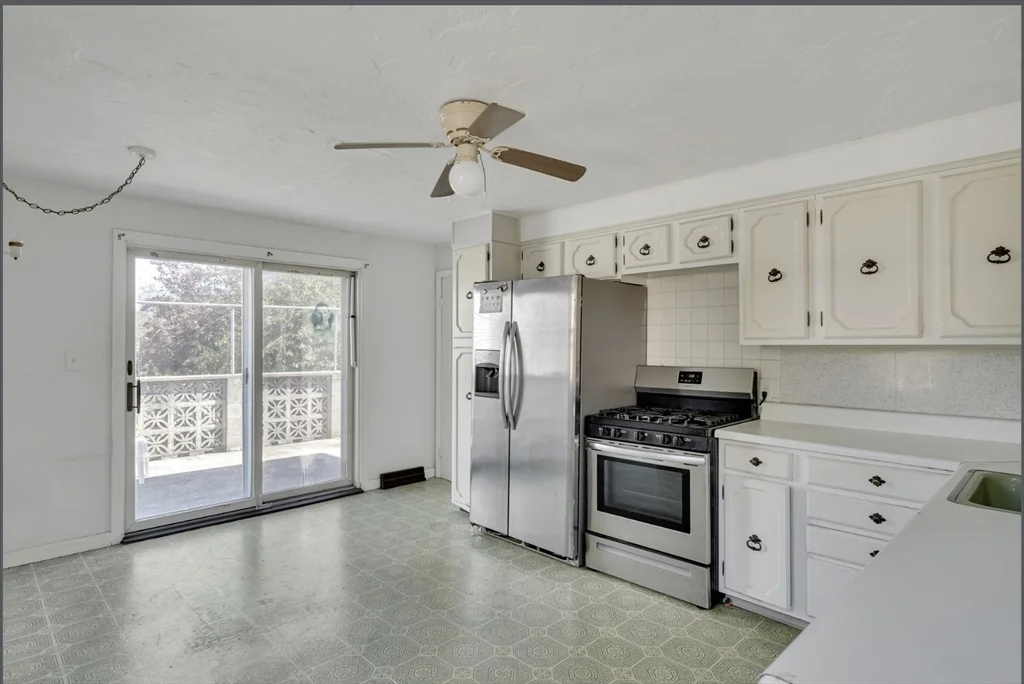 24 Blaine St, Malden