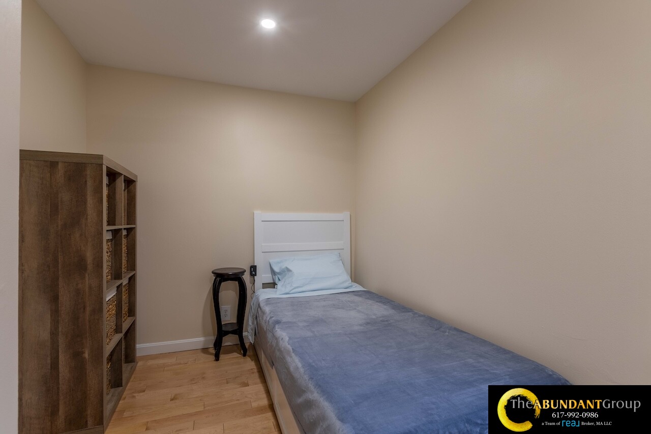 227 Hurley St, East Cambridge