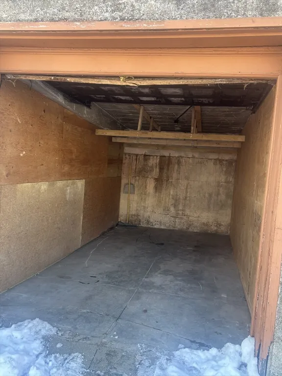 82 Belgrade Ave, Roslindale