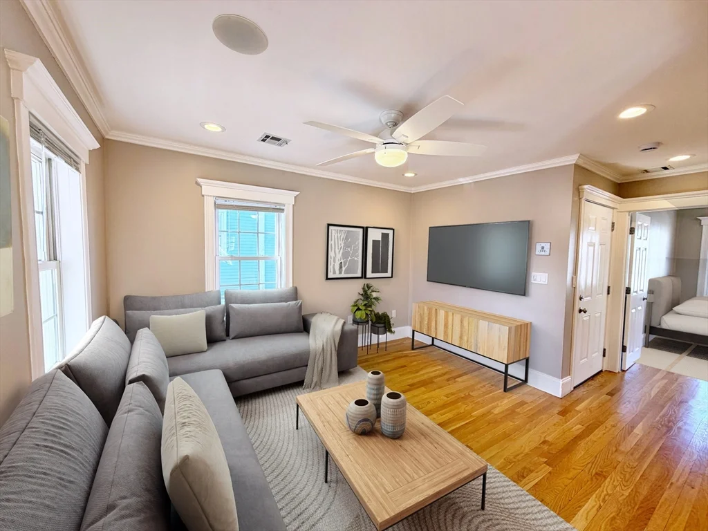 37 Fenton St, Dorchester