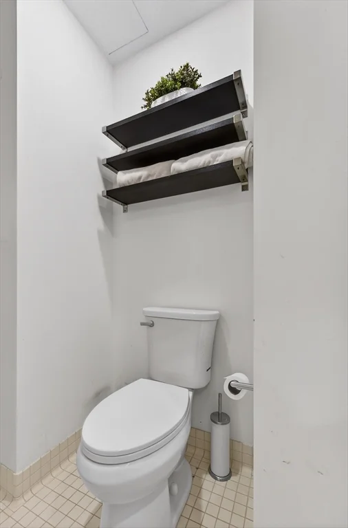 88 Kingston St, Midtown