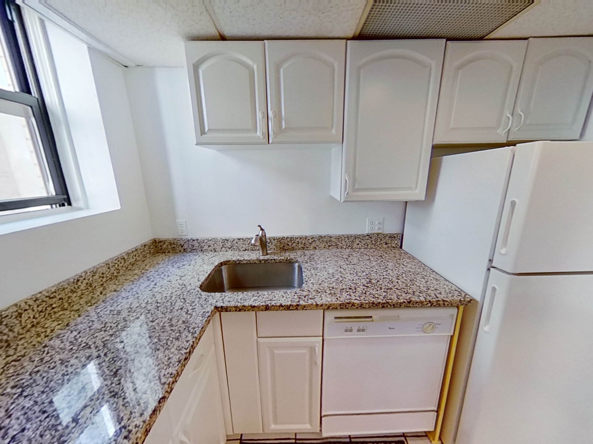 1 bed, 1 bath apartment for rent at 466 Commonwealth Ave Unit 306, Fenway — photo 4 of 10