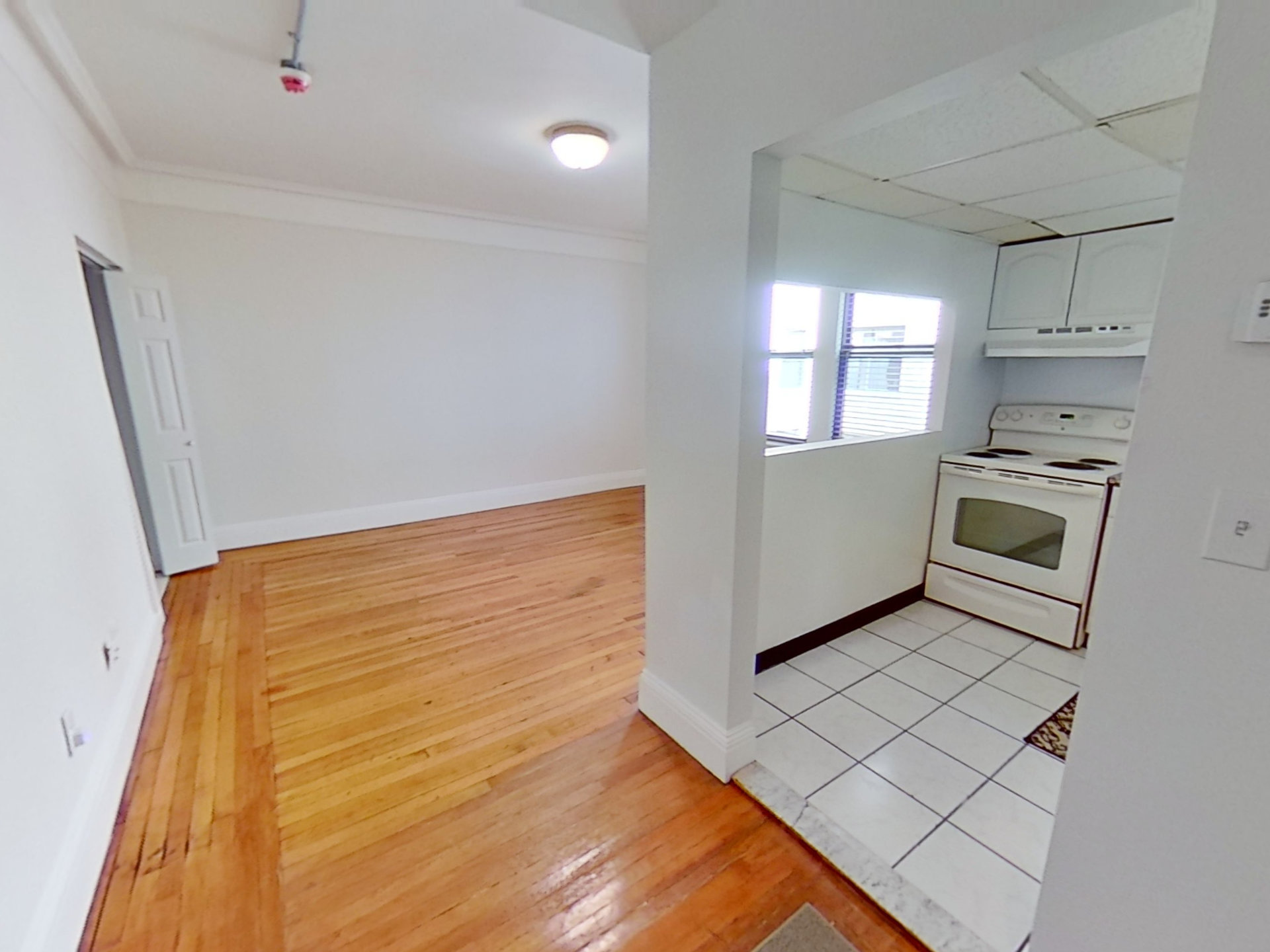 1 bed, 1 bath apartment for rent at 466 Commonwealth Ave Unit 306, Fenway — photo 8 of 10