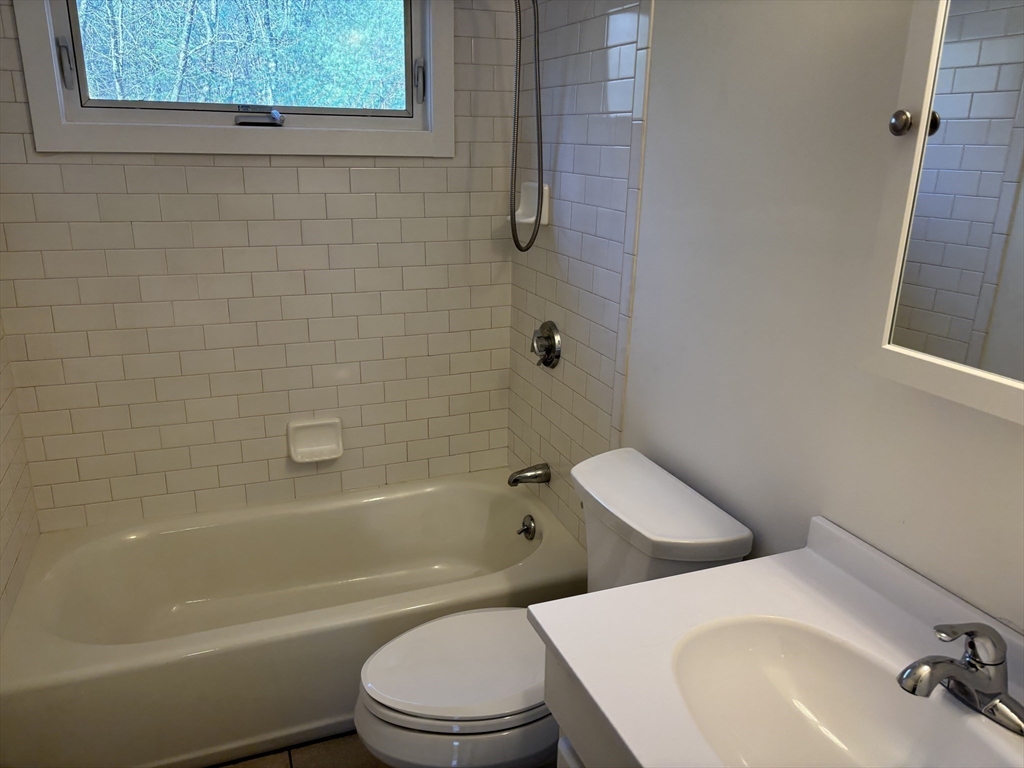 171 Ware St, Mansfield