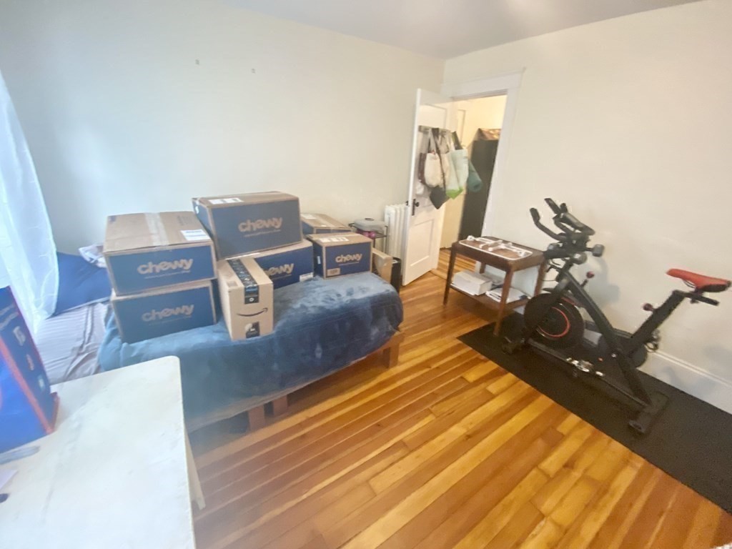 911 Broadway, Davis Square