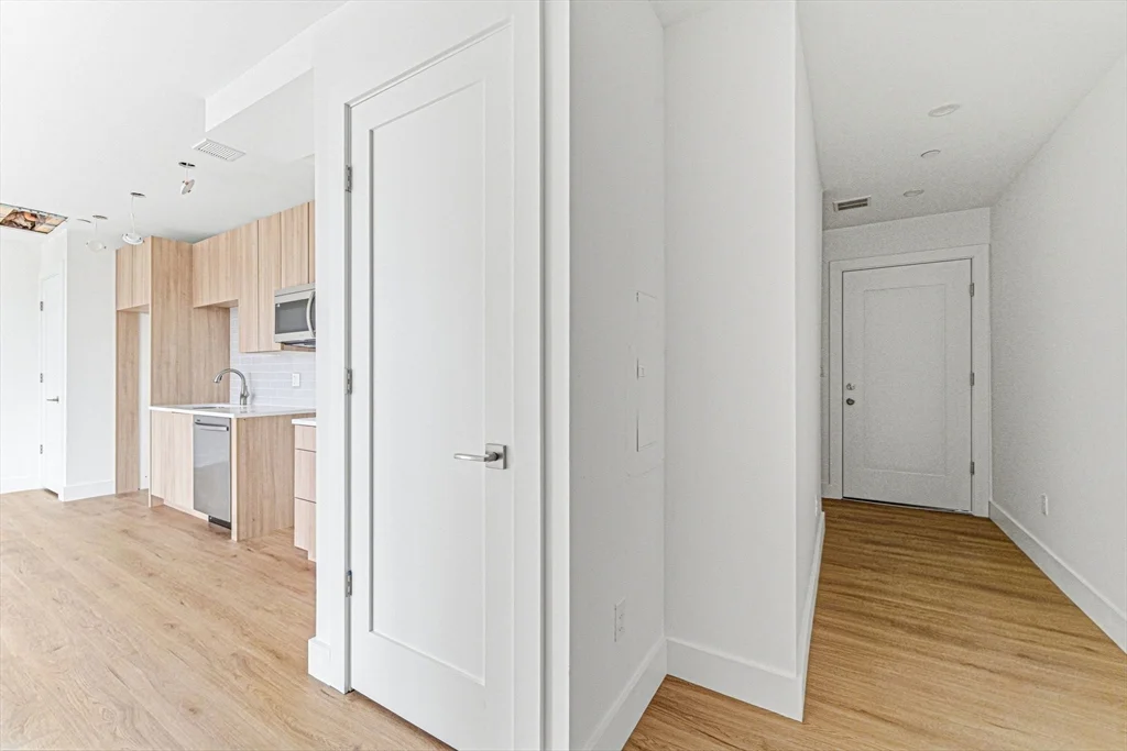 1035 Commonwealth Ave, Allston