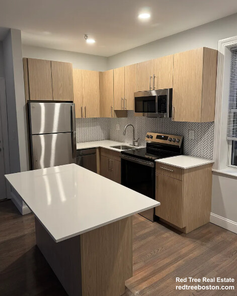 27 Garden St, Beacon Hill