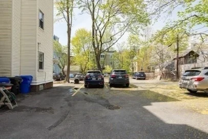 185 Davis Ave, Brookline Village