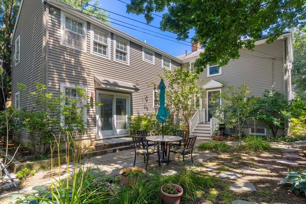 35 Alpine St, West Cambridge