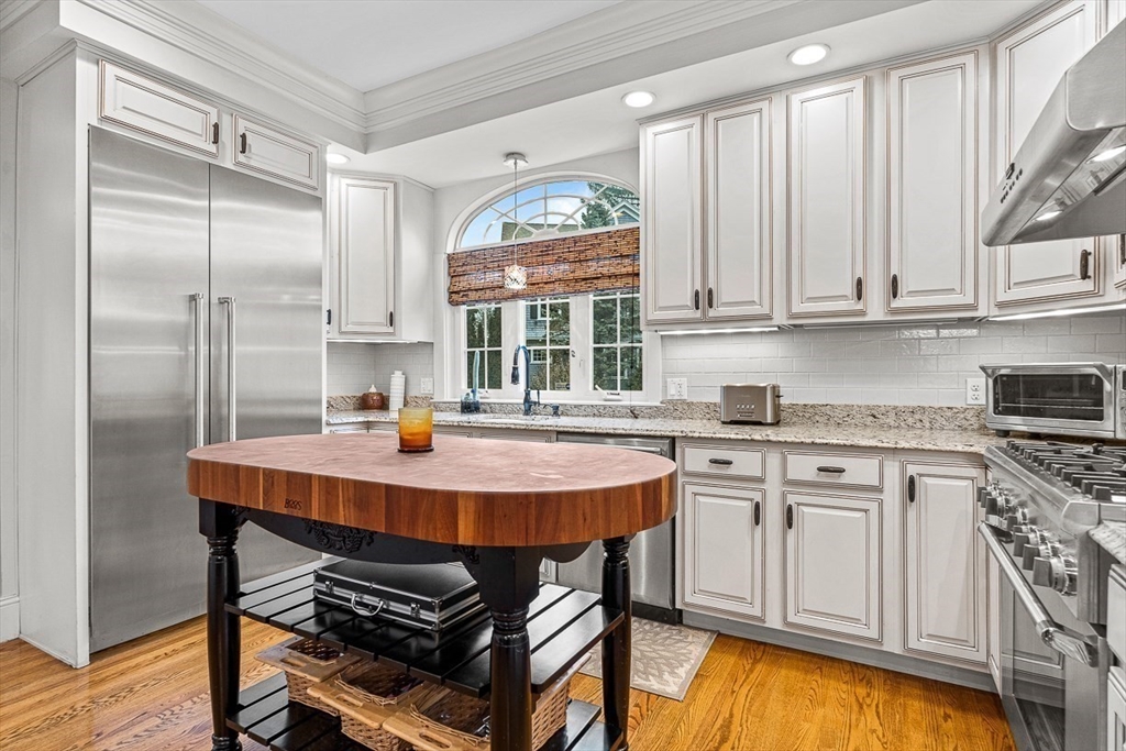 34 Glen Rd, Winchester