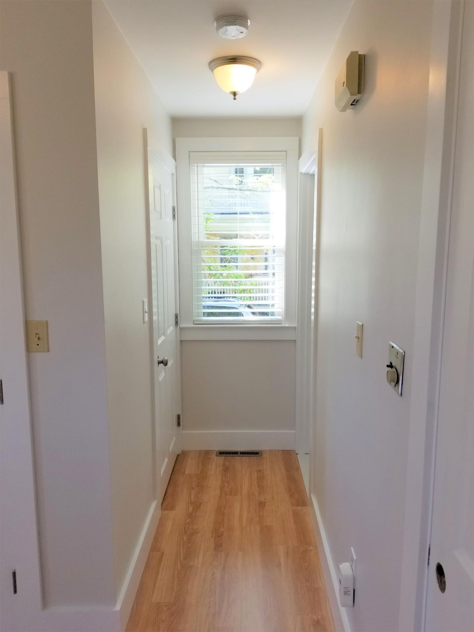 12 Conwell Ave, West Somerville