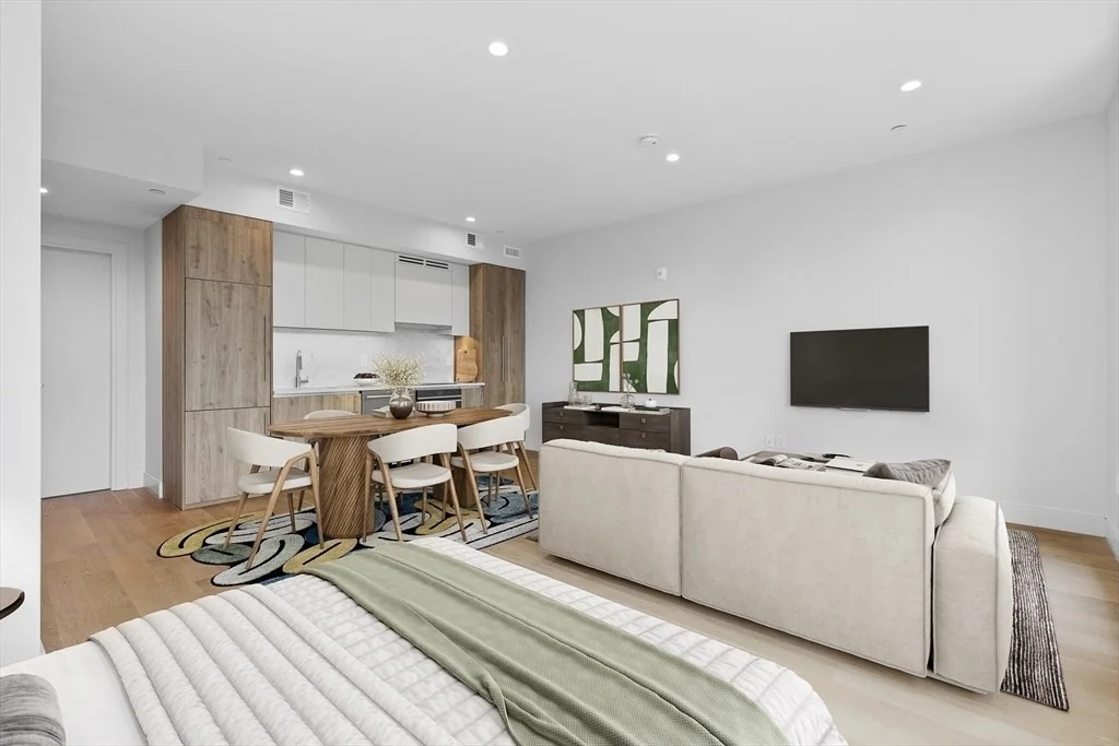 1055 Cambridge St, Inman Square