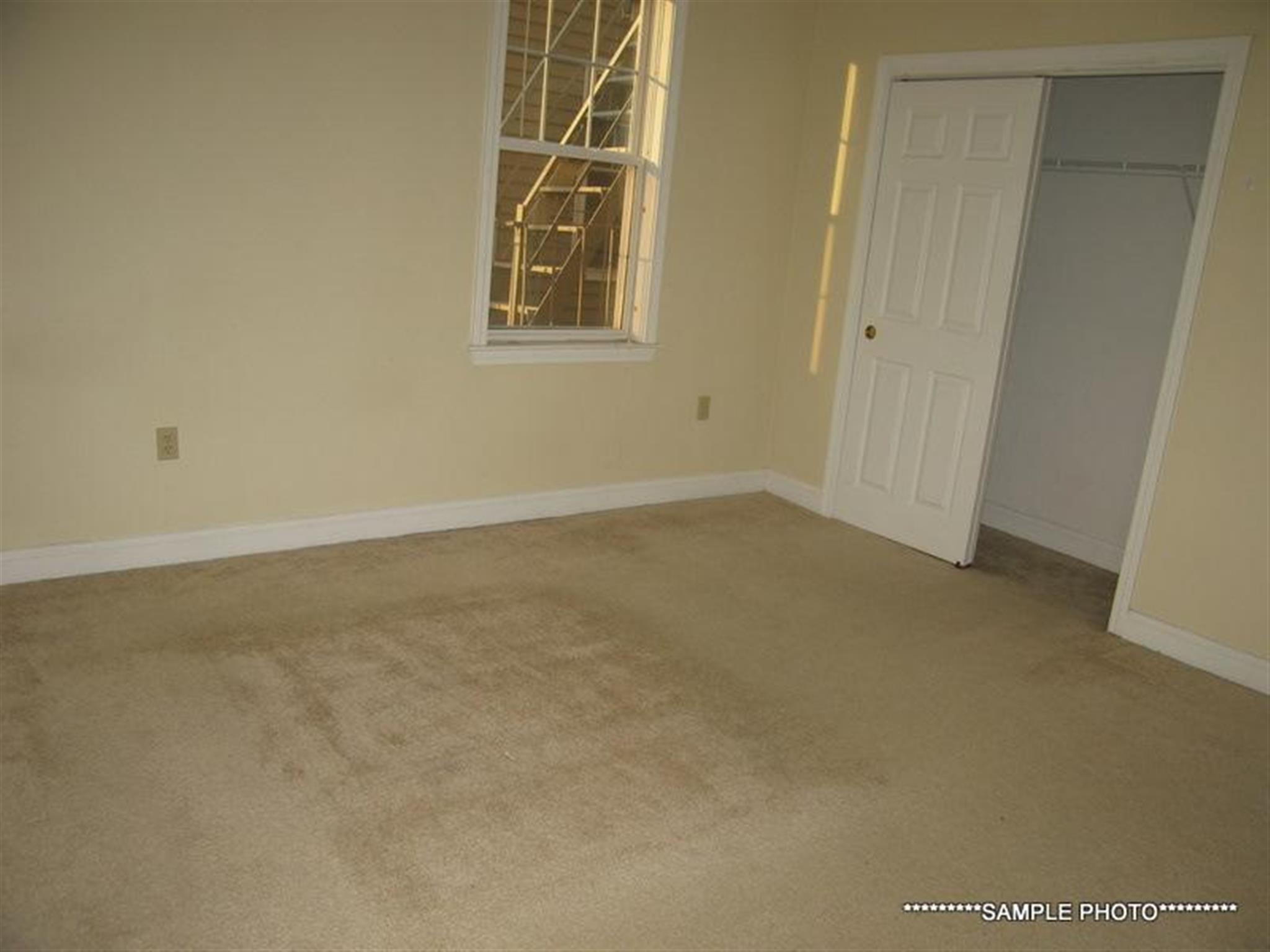 1 bed, 1 bath apartment for rent at 460 Green St Unit 1, Central Square — photo 2 of 14