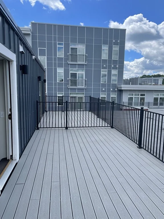 109–111 Tremont St, Brighton