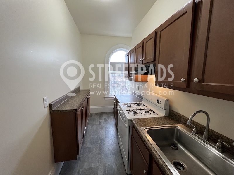 2 Ware St, Mid-Cambridge