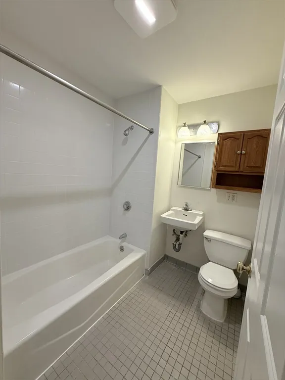 15 Hemenway St, Fenway