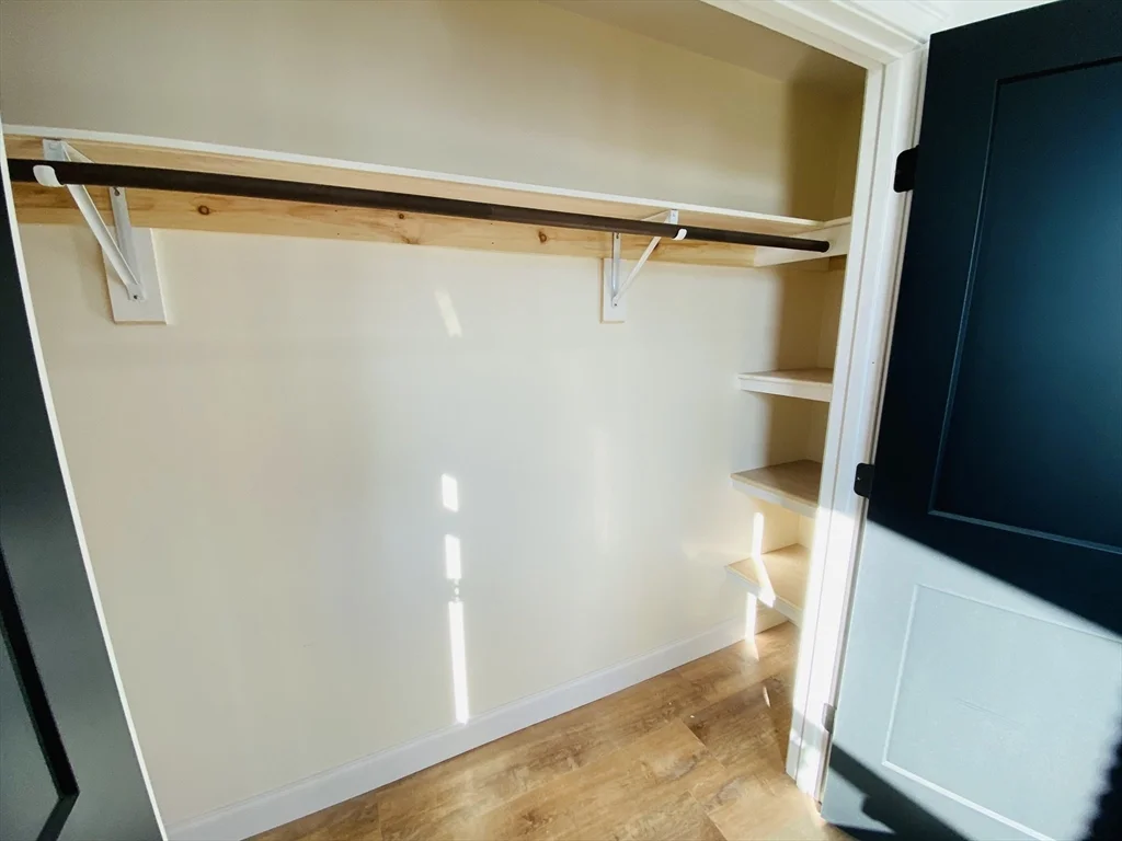 80 Foster St, Peabody