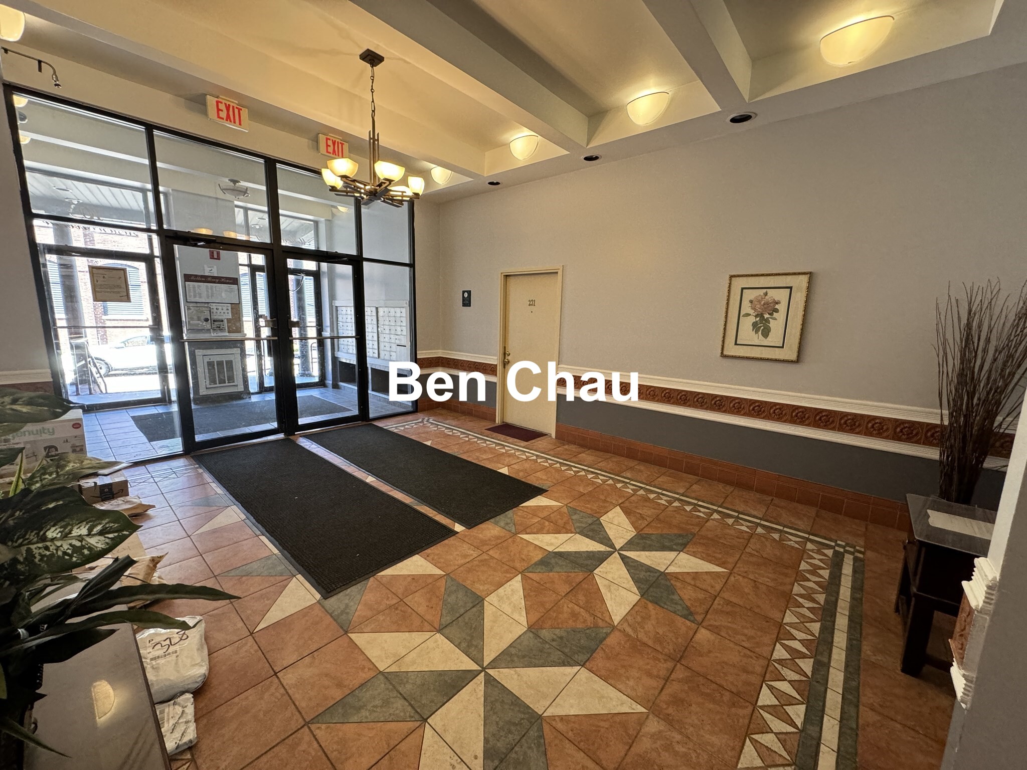 10 Weston Ave, Quincy