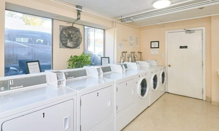 215 Massachusetts Ave, Arlington