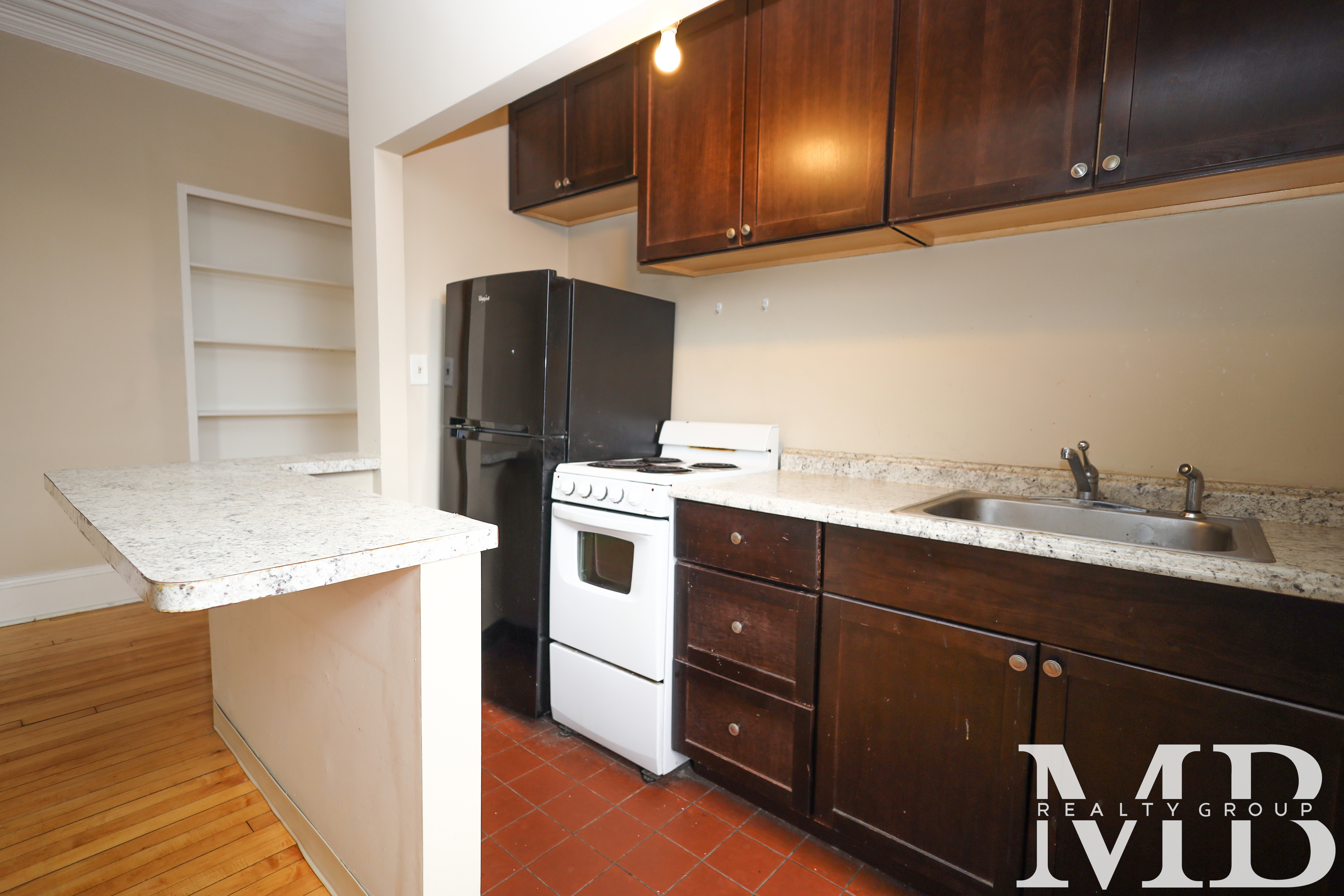 1 bed, 1 bath apartment for rent at 465 Park Dr Unit 14, Fenway — photo 4 of 16
