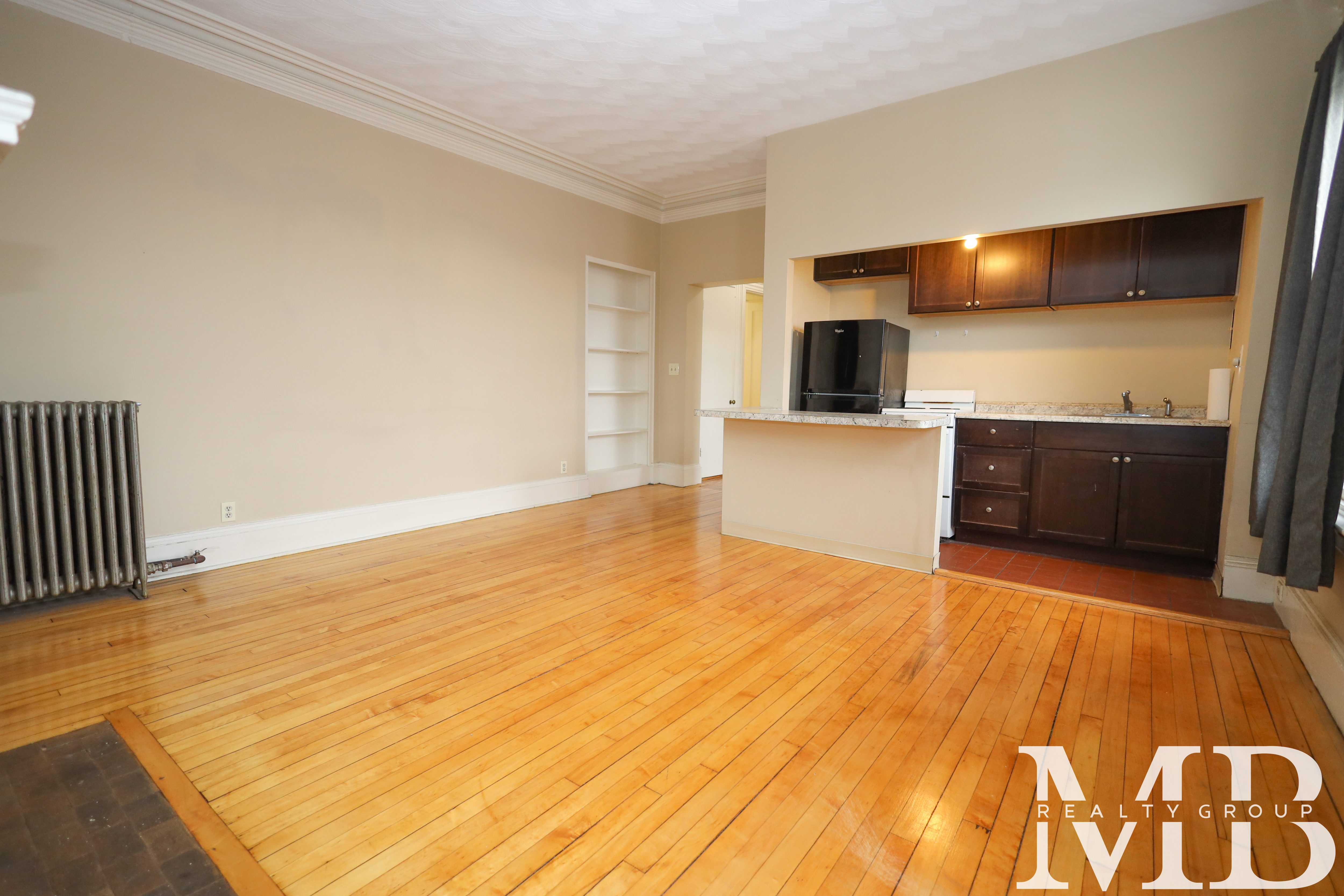 1 bed, 1 bath apartment for rent at 465 Park Dr Unit 14, Fenway