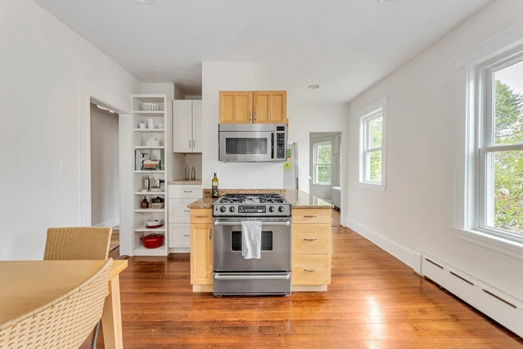 248 Roslindale Ave, Roslindale