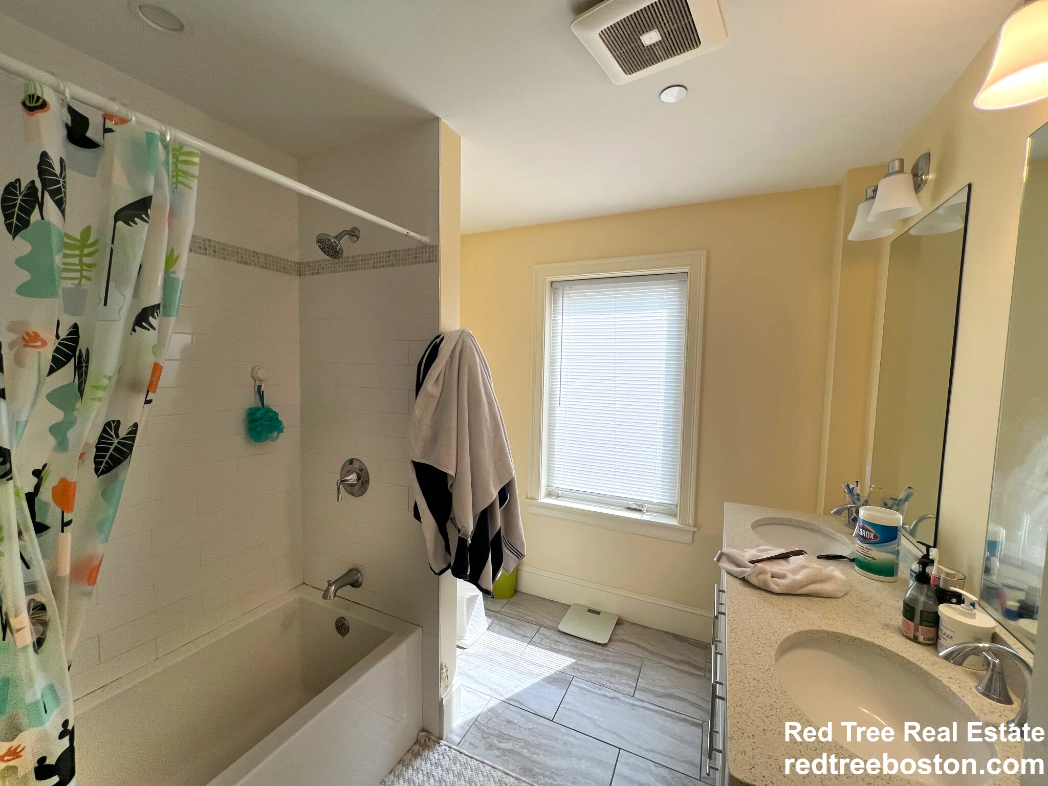 122 Tremont St, Brighton