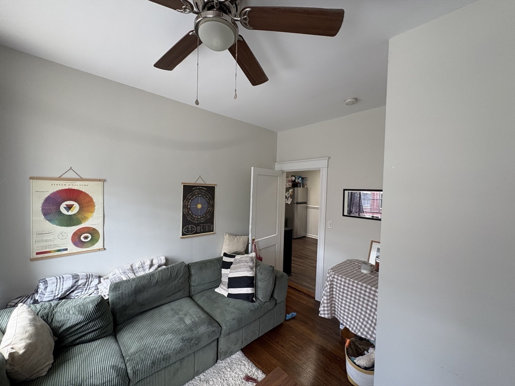 996 Chestnut St, Newton Upper Falls