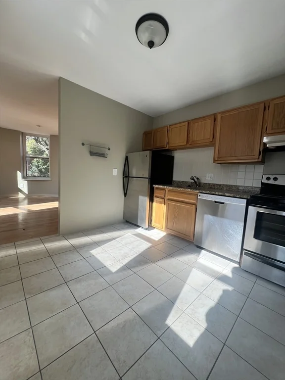 150 Saint Botolph St, Back Bay