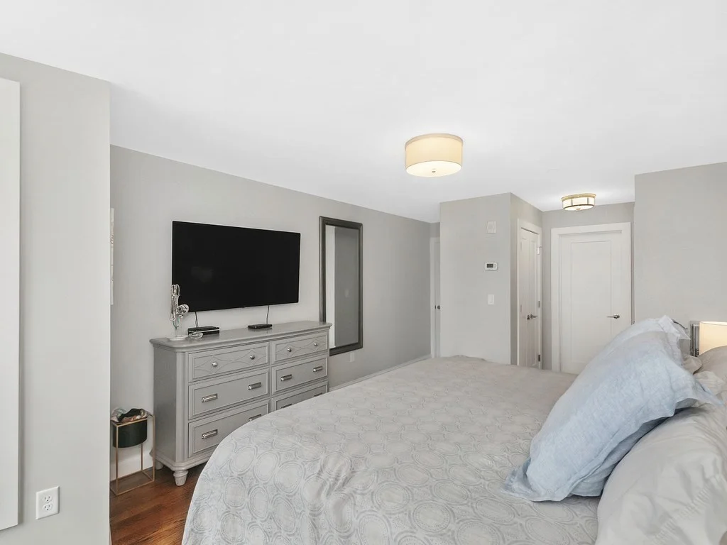 1789 Centre St, West Roxbury