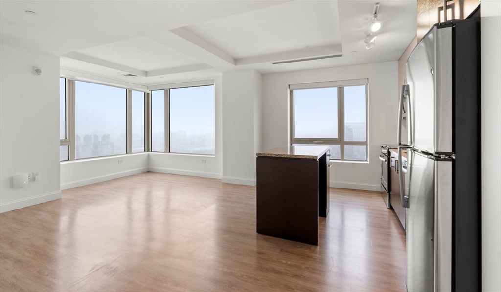 99 Kneeland St, Chinatown