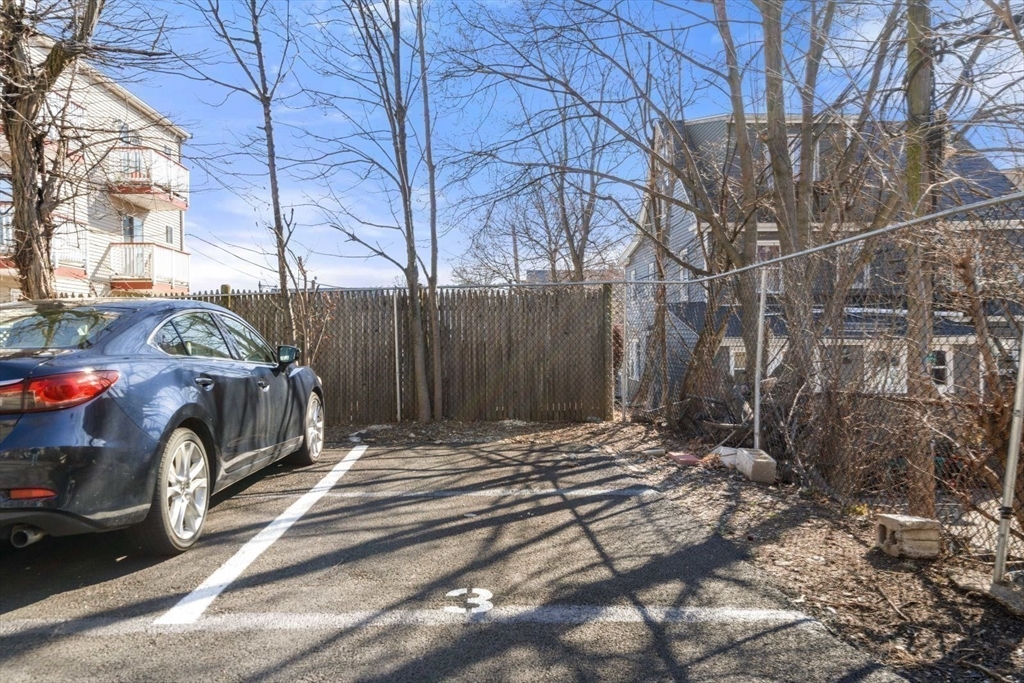 10 Centre Ave, Dorchester