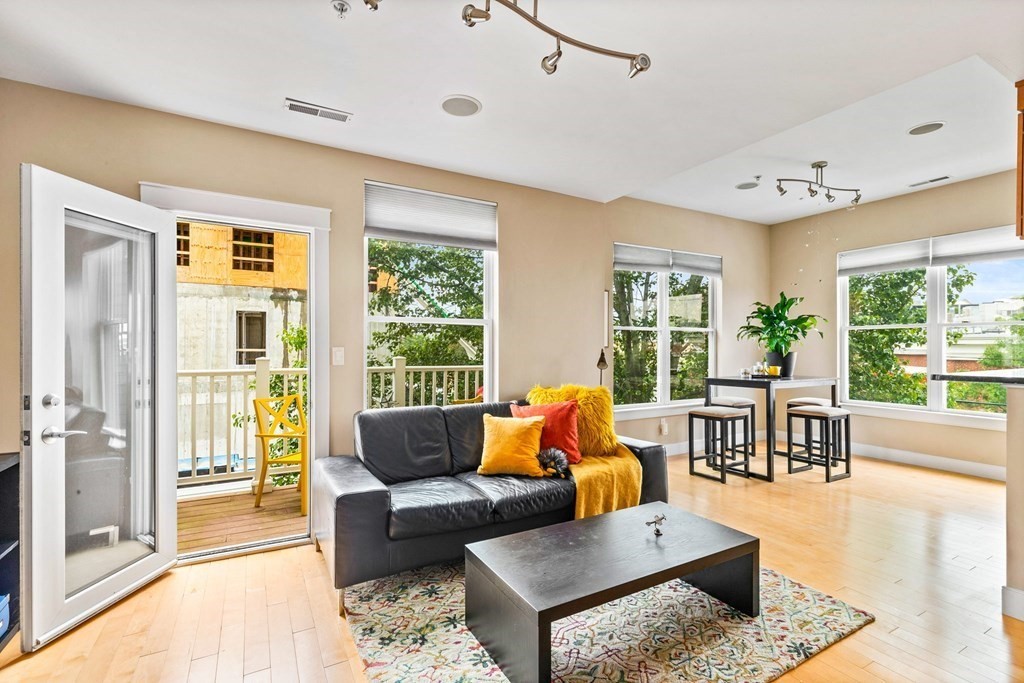 1 bed, 1 bath apartment for rent at 29 Wheeler St Unit 212, North Cambridge — photo 10 of 10
