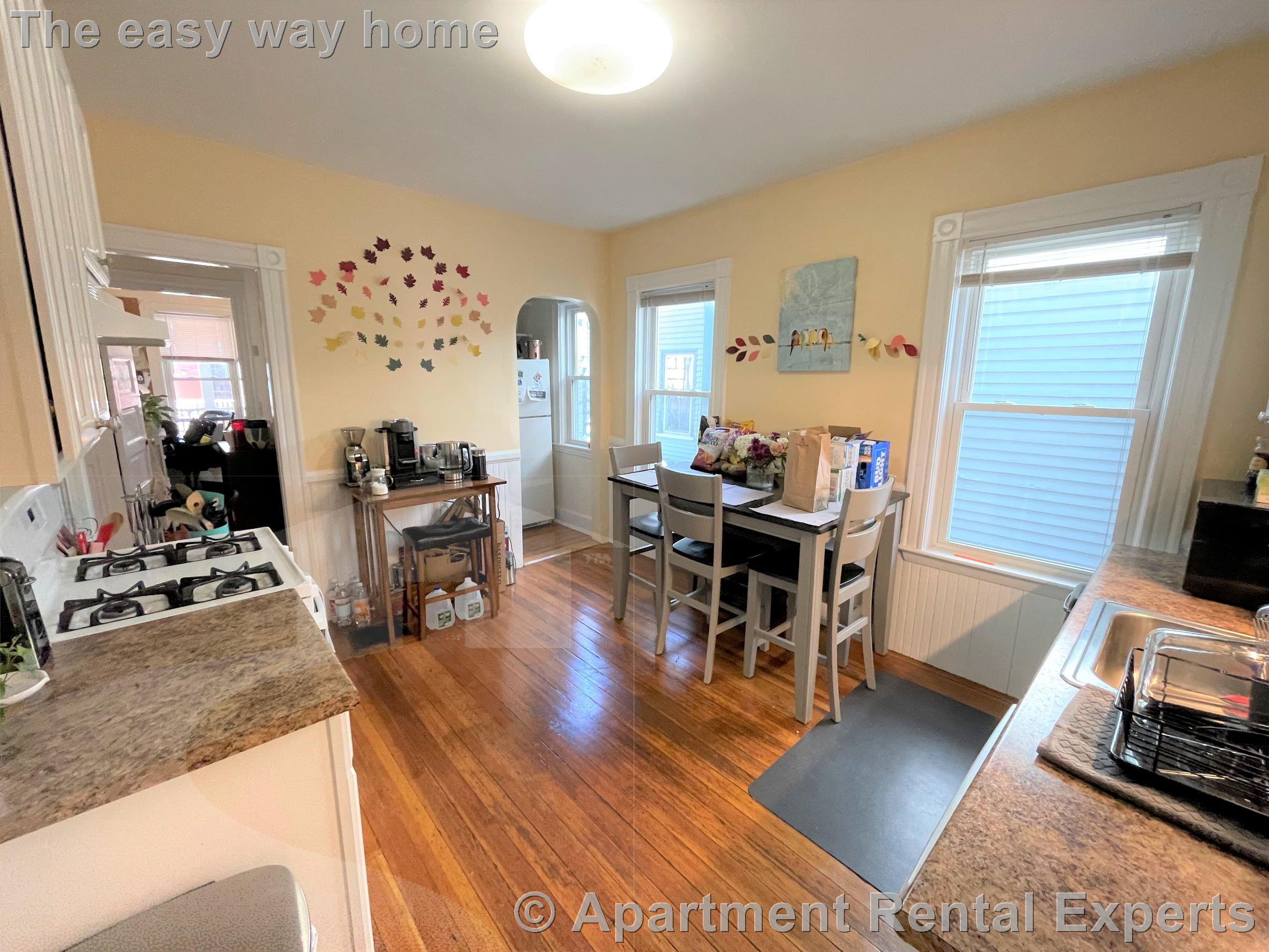 10 Chandler St, Davis Square