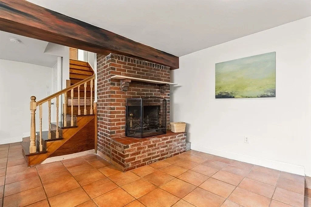 334 Mystic St, Arlington