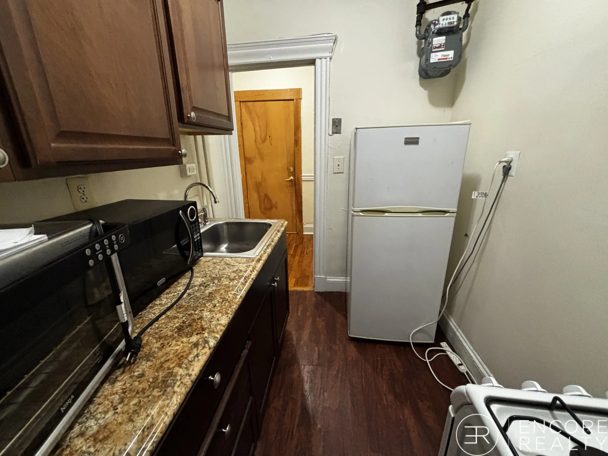 364 Riverway, Mission Hill