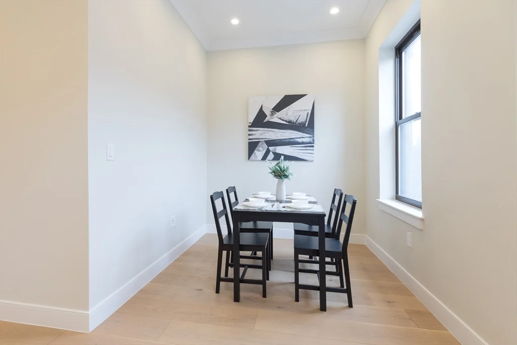577 Mass, South End
