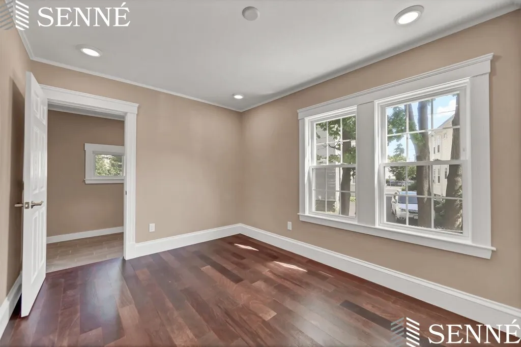 1540 Mystic Valley Pkwa, West Medford