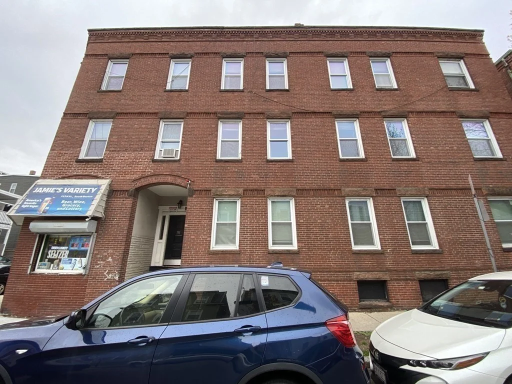 111 H St, South Boston