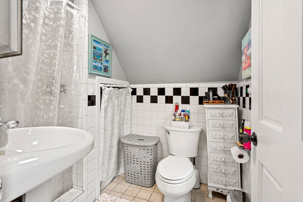 14 4th St, Wellington