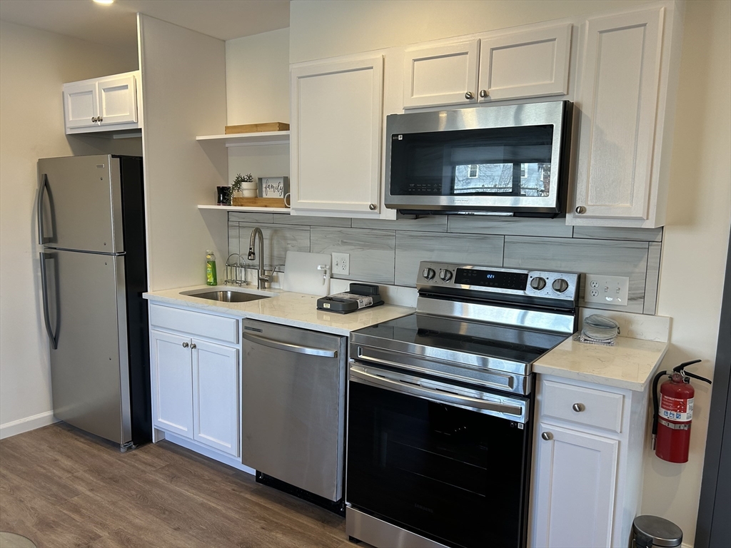 64 Salem St, Medford