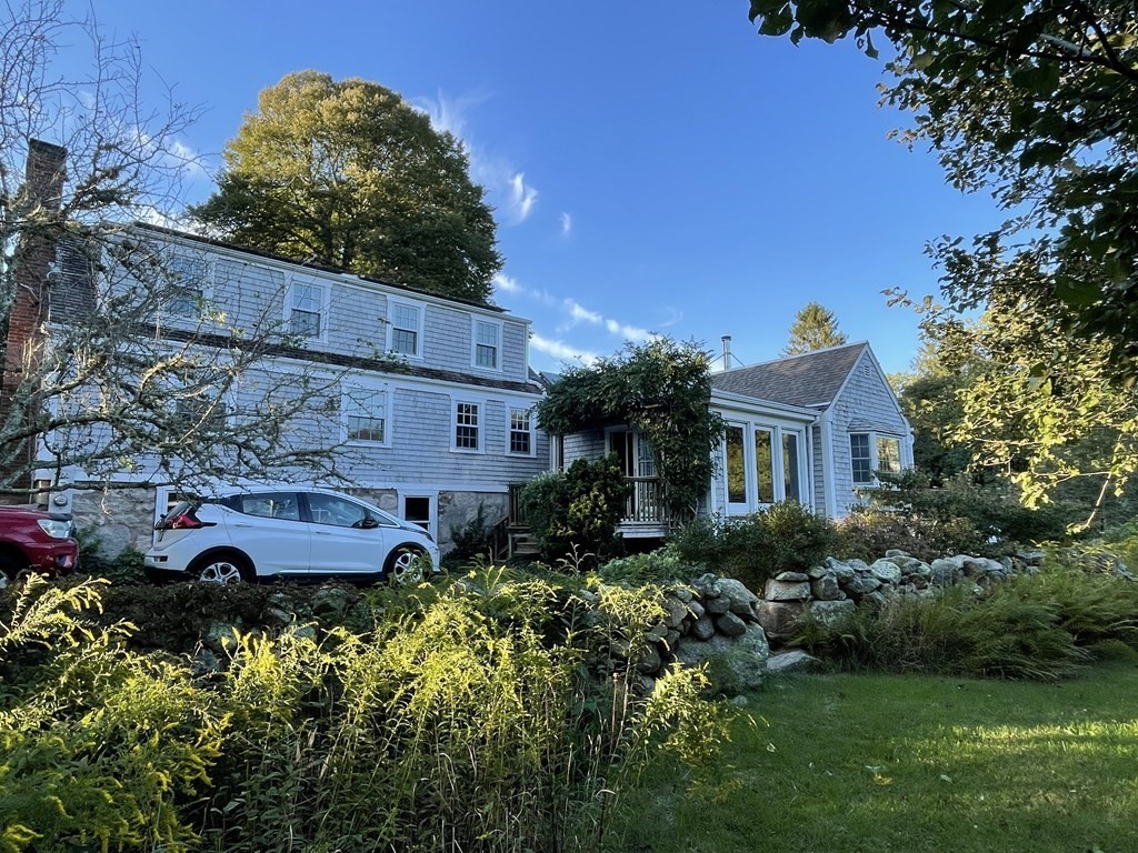 229 Cornell Rd, South Westport