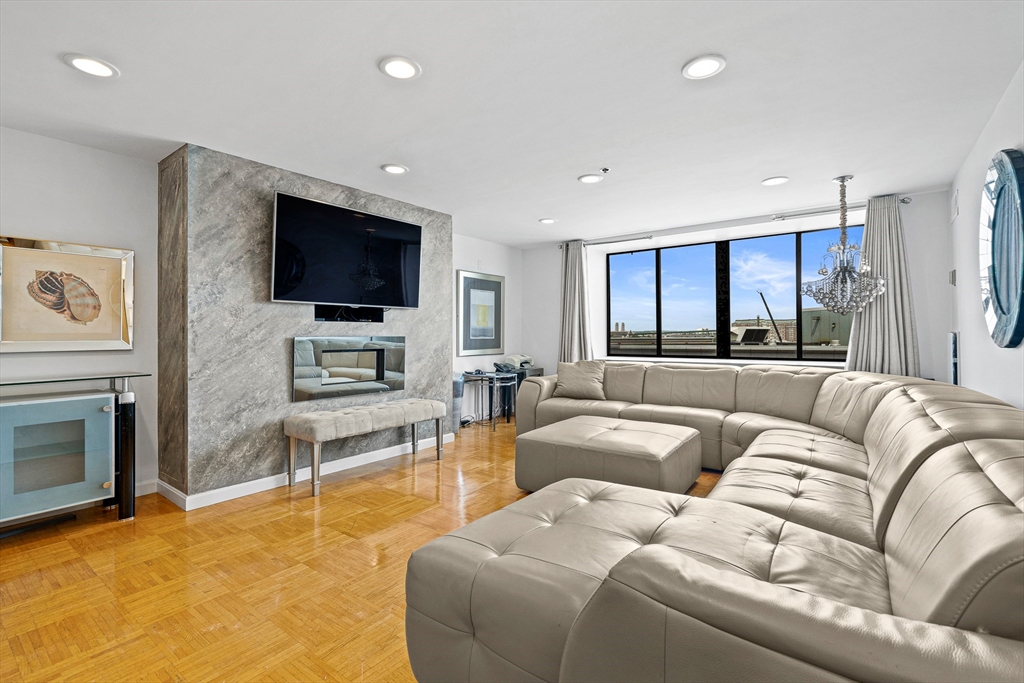 357 Commercial, Waterfront